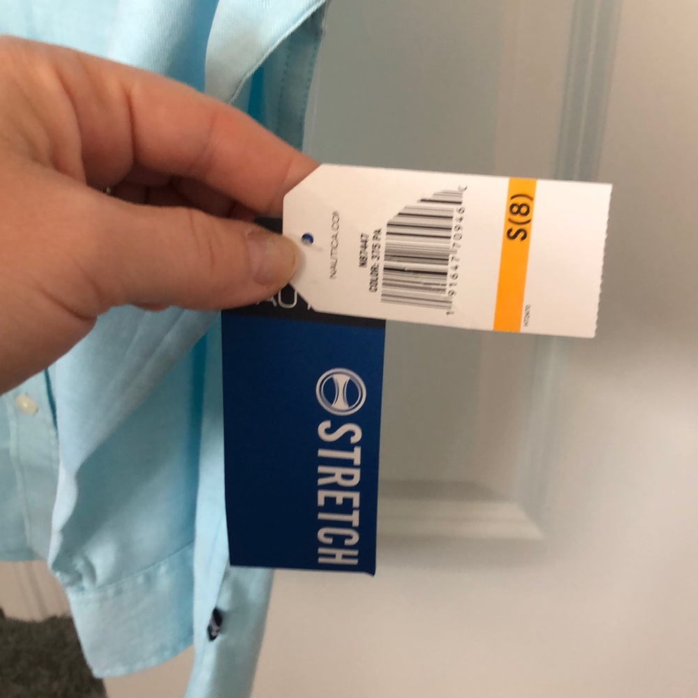 Nautica NWT boys button down shirt - Picture 3 of 4